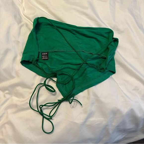 Green bandanna fairy style open back top - Picture 8 of 9